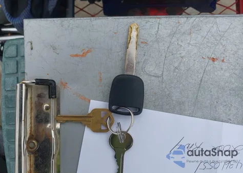 2002 Honda Cr-V Lx из США, поврежденный, VIN JHLRD68462C020991